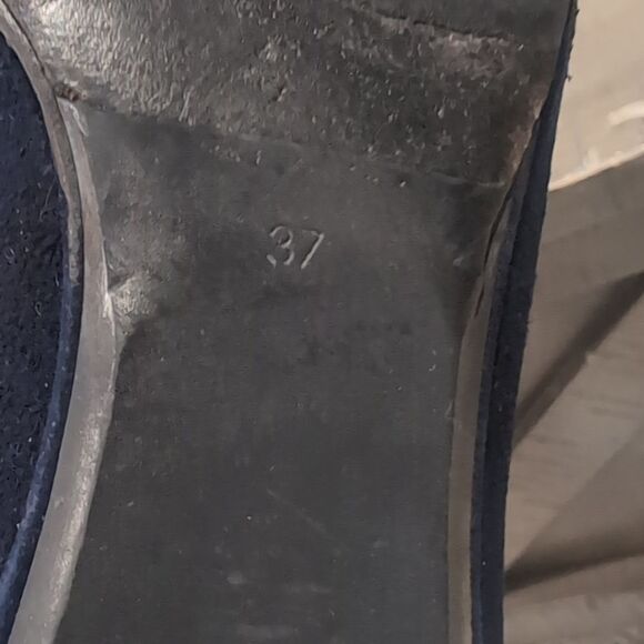 Vintage Prada Navy Blue Suede Pointed Kitten Heels Sz 37 - Picture 9 of 9